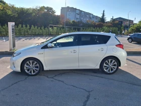 Toyota Auris 1.8 Hybrid (E-HEV) , пълна сервизна история, снимка 6