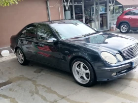     Mercedes-Benz E 320