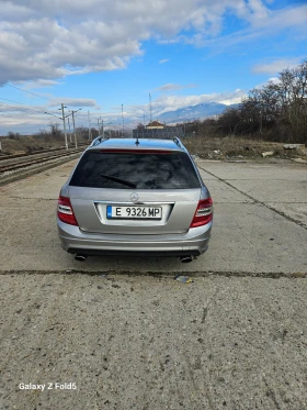 Mercedes-Benz C 320, снимка 2