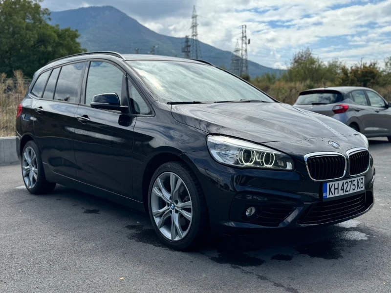 BMW 218 7 Места, снимка 4 - Автомобили и джипове - 43133691