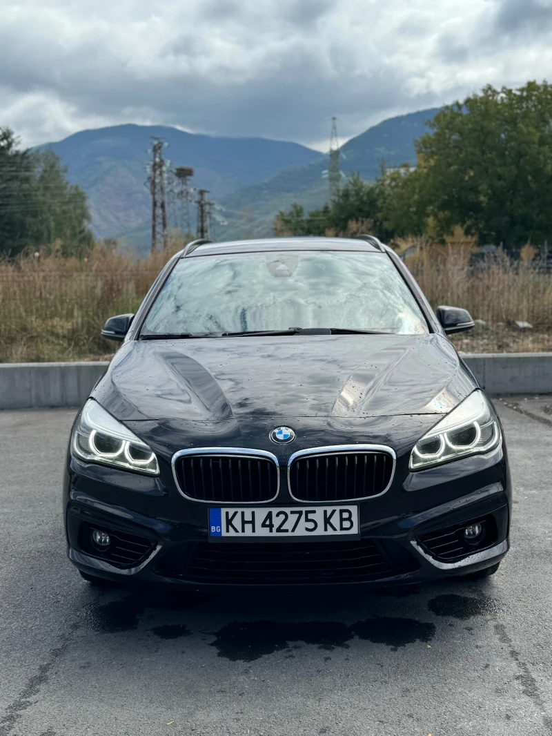 BMW 218 7 Места, снимка 3 - Автомобили и джипове - 43133691