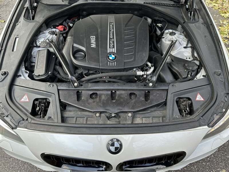 BMW 530 D Facelift.M pack.Head up.Softclose.360Camera, снимка 17 - Автомобили и джипове - 46424312