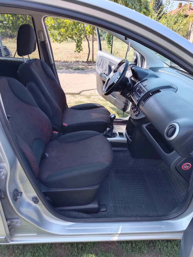 Nissan Note 1.4i , снимка 3 - Автомобили и джипове - 47487361