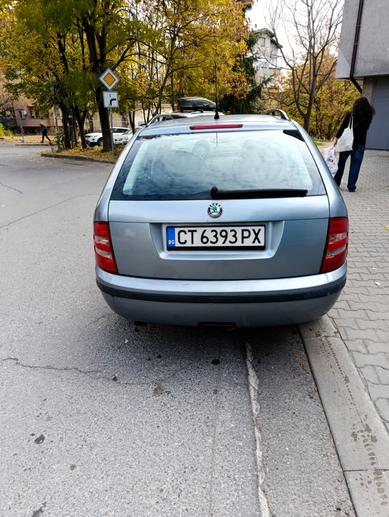 Skoda Fabia 1.9 SDI, снимка 3 - Автомобили и джипове - 47868515