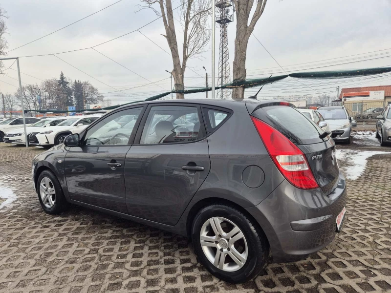 Hyundai I30 1.4i-137.000km-СУПЕР СЪСТОЯНИЕ, снимка 2 - Автомобили и джипове - 48596658