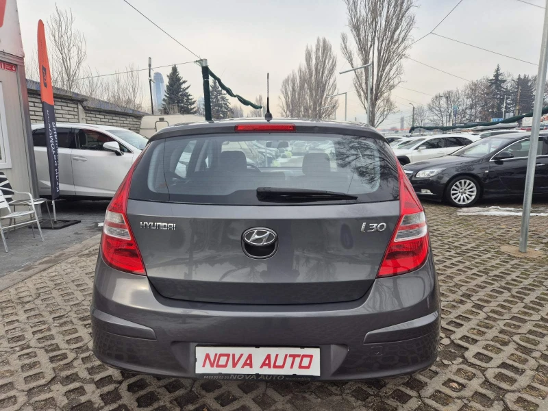 Hyundai I30 1.4i-137.000km-СУПЕР СЪСТОЯНИЕ, снимка 3 - Автомобили и джипове - 48596658