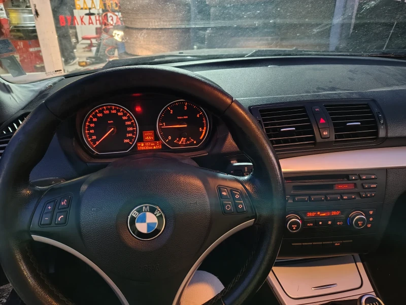 BMW 120, снимка 4 - Автомобили и джипове - 48632431