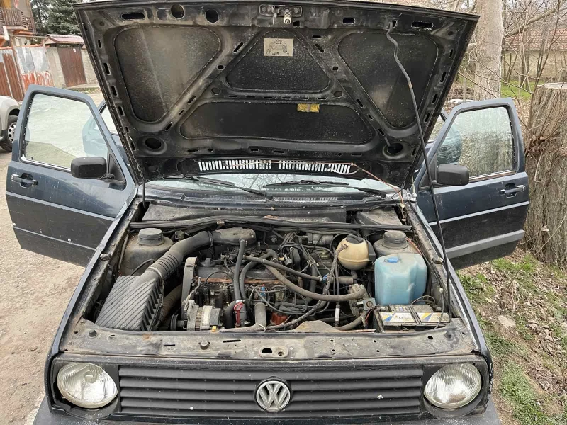 VW Golf, снимка 9 - Автомобили и джипове - 49024037