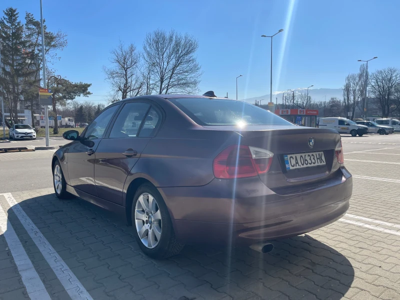 BMW 318 Ръчни скорости/шибидах, снимка 4 - Автомобили и джипове - 49413660