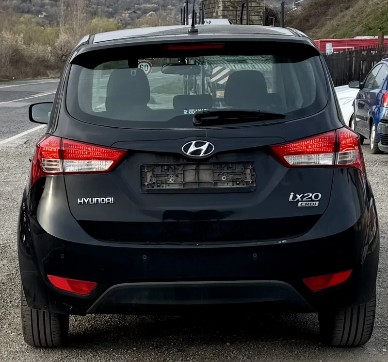 Hyundai Ix20 1.4crdi 90hp D4FC, снимка 4 - Автомобили и джипове - 51933035