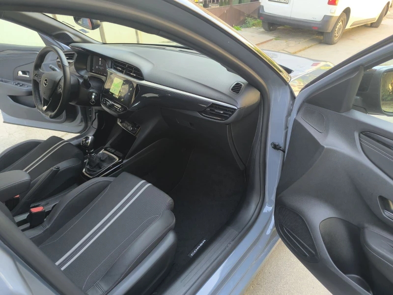Opel Corsa   GS, снимка 10 - Автомобили и джипове - 52252460