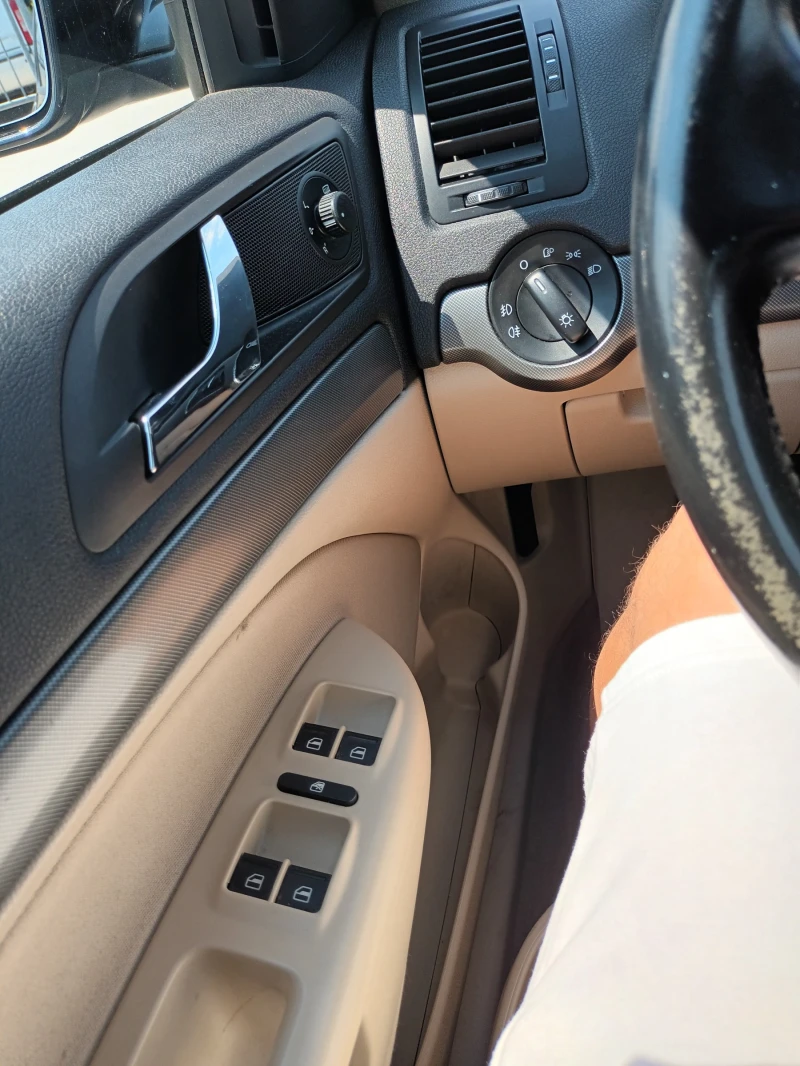 Skoda Octavia 1.8 TSI, 160 к.с., снимка 14 - Автомобили и джипове - 52014402