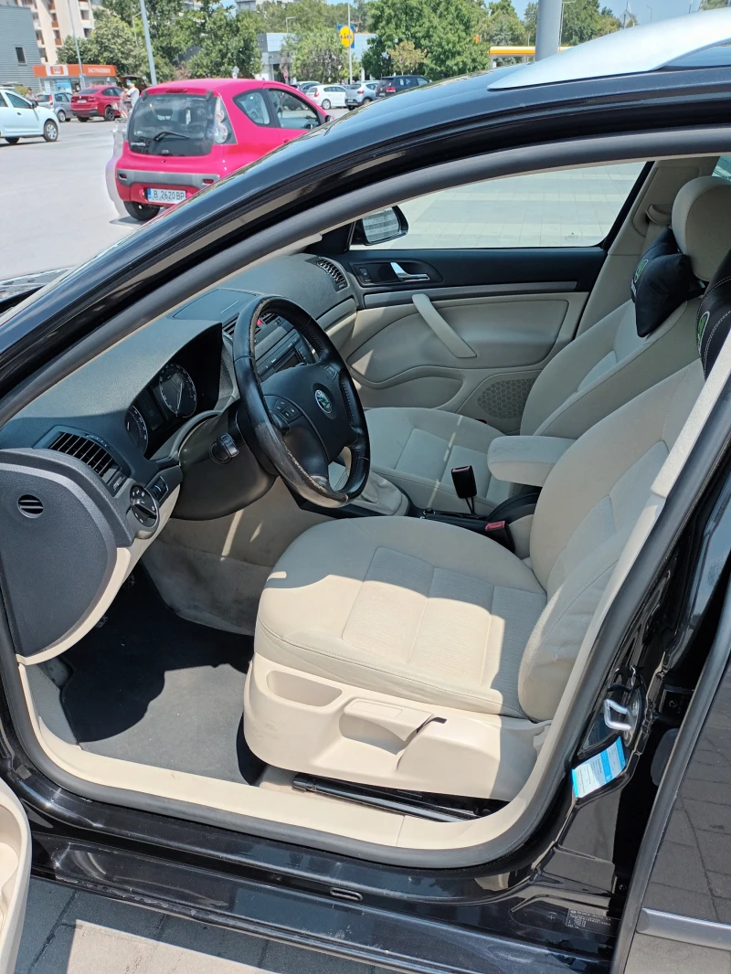Skoda Octavia 1.8 TSI, 160 к.с., снимка 7 - Автомобили и джипове - 52014402