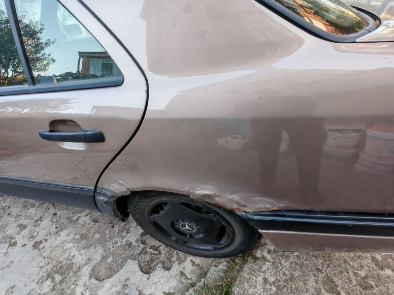 Mercedes-Benz C 200, снимка 9 - Автомобили и джипове - 52157413