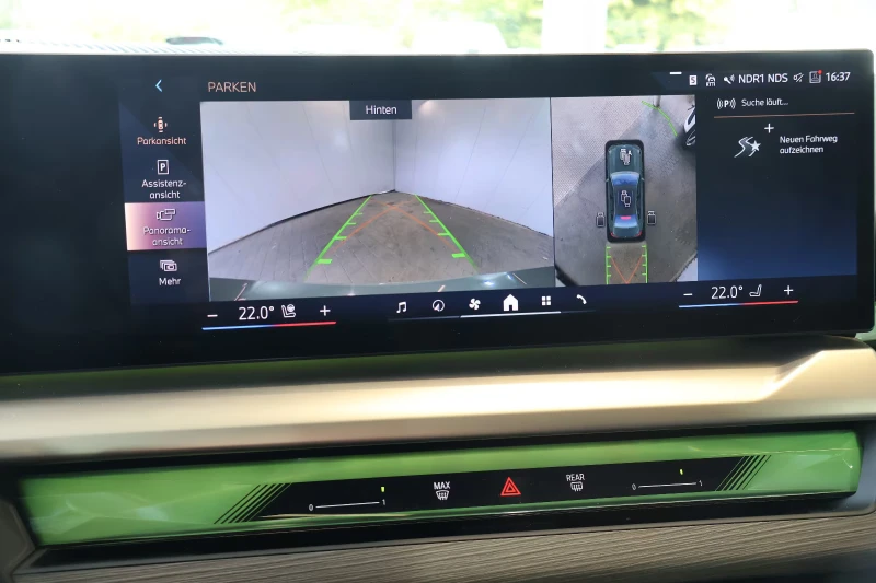 BMW i5 eDRIVE40/340HP/M-SPORT/H&K/HUD/CARBON/PANO/862f, снимка 9 - Автомобили и джипове - 52198586