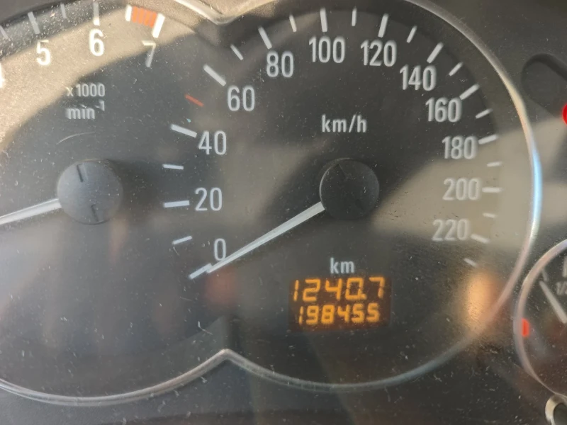 Opel Meriva 1.6БЕНЗИН , снимка 11 - Автомобили и джипове - 52738289