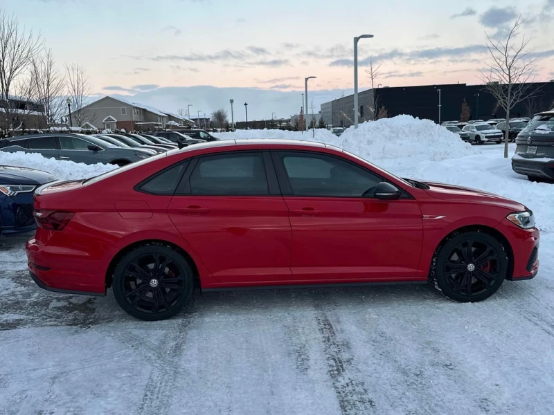 VW Jetta 2021 GLI * R LINE* ОБДУХВАНЕ * БЕЗ ПЪРВОНАЧАЛНА * , снимка 4 - Автомобили и джипове - 52753716