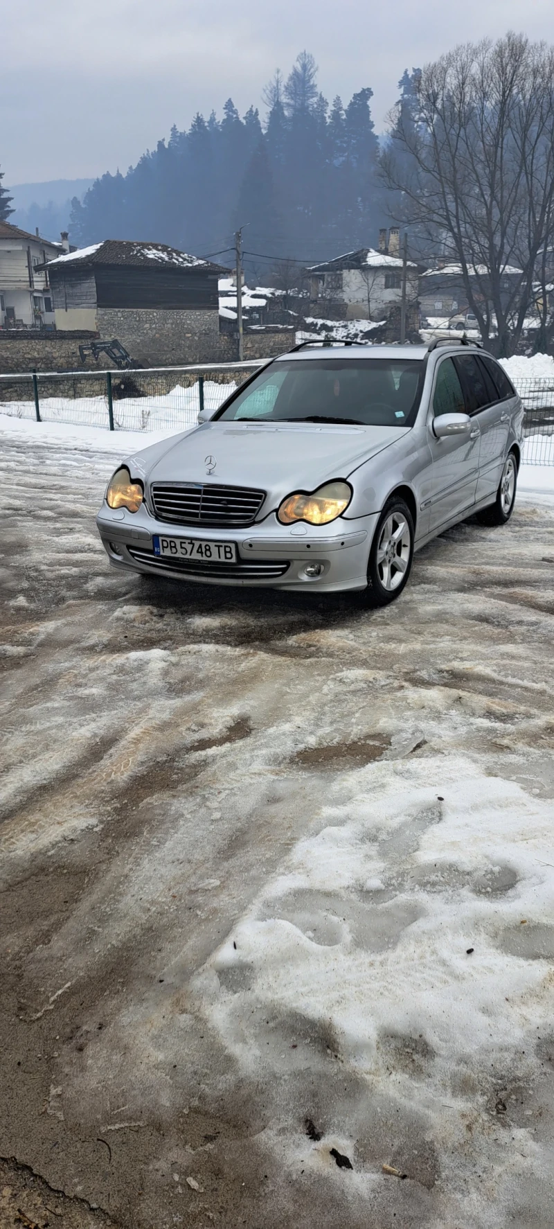 Mercedes-Benz C 220, снимка 6 - Автомобили и джипове - 53127875