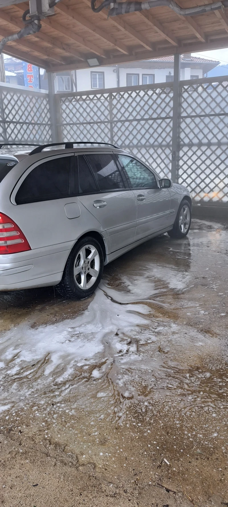 Mercedes-Benz C 220, снимка 3 - Автомобили и джипове - 53127875