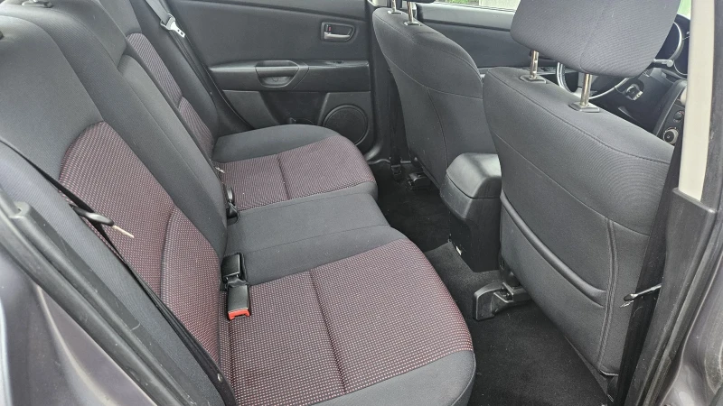 Mazda 3, снимка 8 - Автомобили и джипове - 53220067