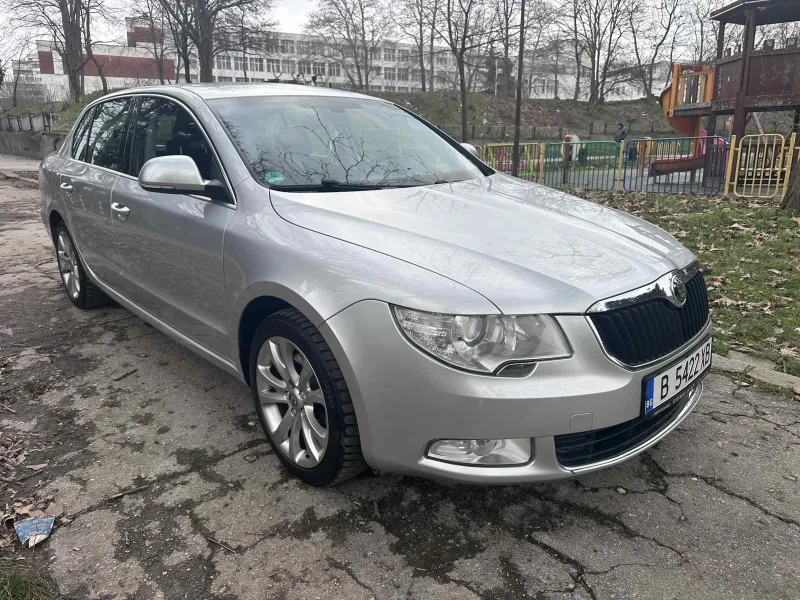 Skoda Superb 1.8 tsi, снимка 7 - Автомобили и джипове - 53402694