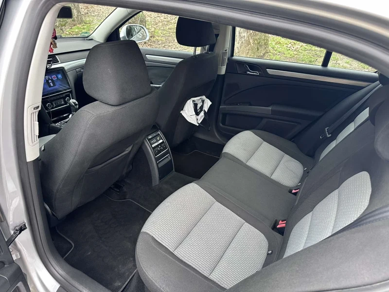 Skoda Superb 1.8 tsi, снимка 4 - Автомобили и джипове - 53402694