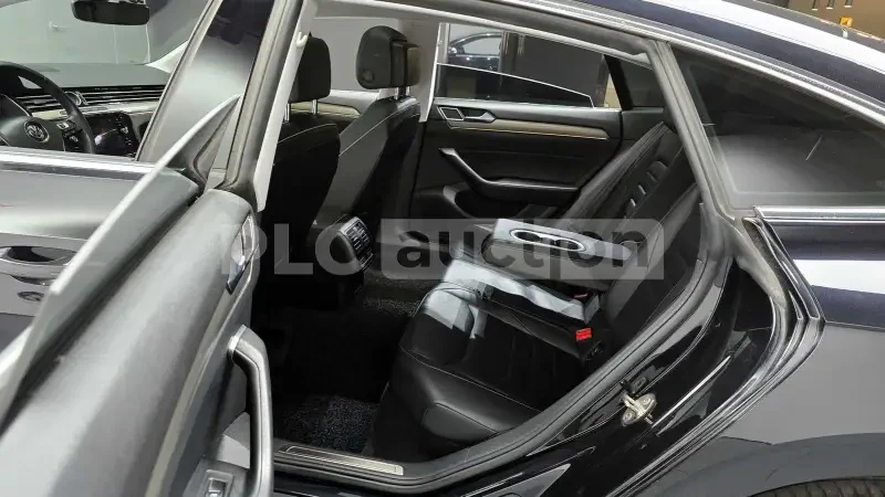 VW Arteon ОБДУХ| HEAD-UP| DISTRONIC| ВКЛЮЧЕН ТЕХНОТЕСТ, снимка 15 - Автомобили и джипове - 54401108