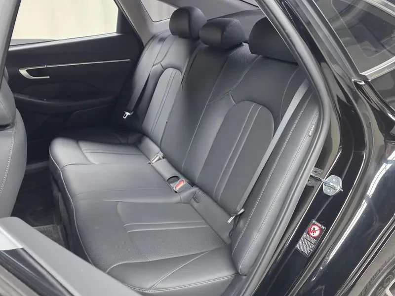 Hyundai Sonata 2.0 Premium, снимка 12 - Автомобили и джипове - 56164627