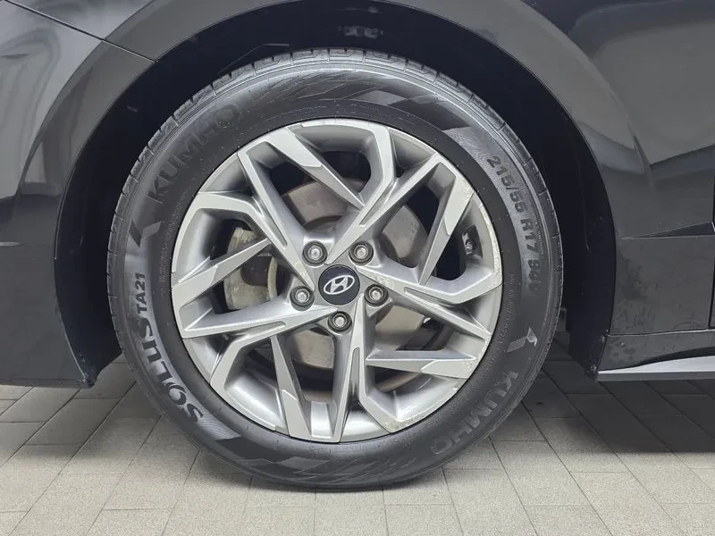 Hyundai Sonata 2.0 Premium, снимка 5 - Автомобили и джипове - 56164627