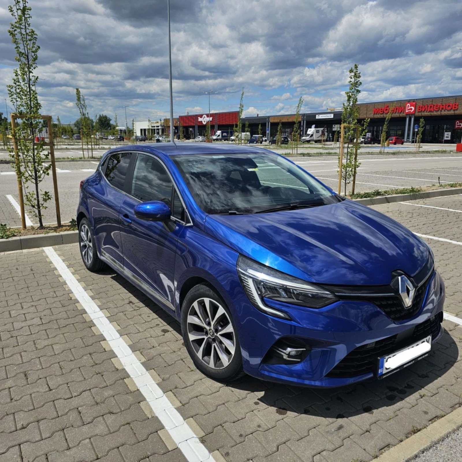 Renault Clio Най-високо ниво на оборудване* купуван от България, снимка 1