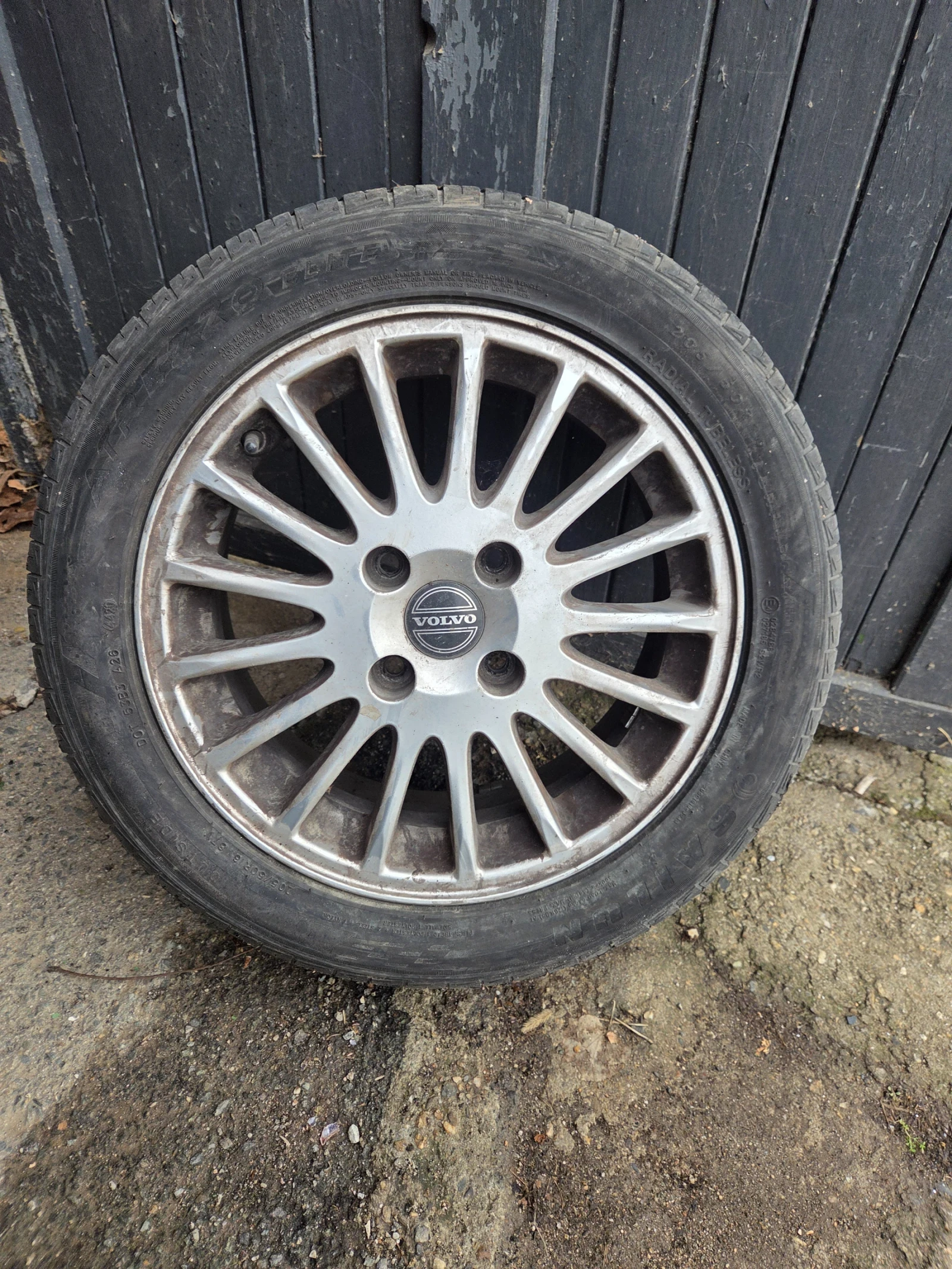 Volvo V40 2.0t 165ks, снимка 1