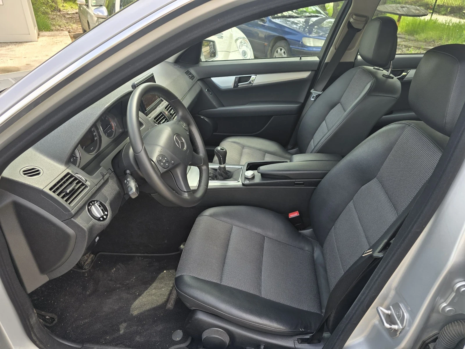 Mercedes-Benz C 250 250CDI/FACELIFT/КСЕНОН/НАВИГАЦИЯ/КОЖА - изображение 9