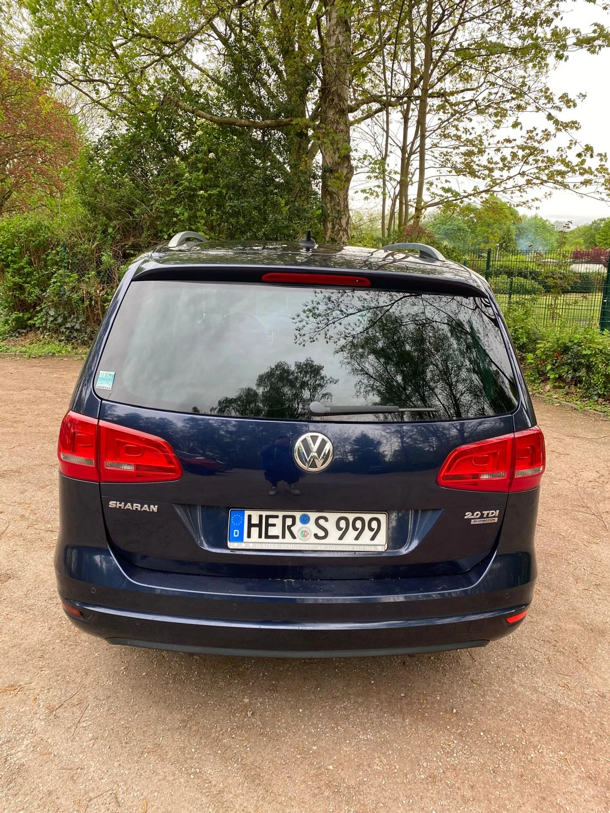 VW Sharan 2.0 TDI 16V с BLUE Motion - изображение 4