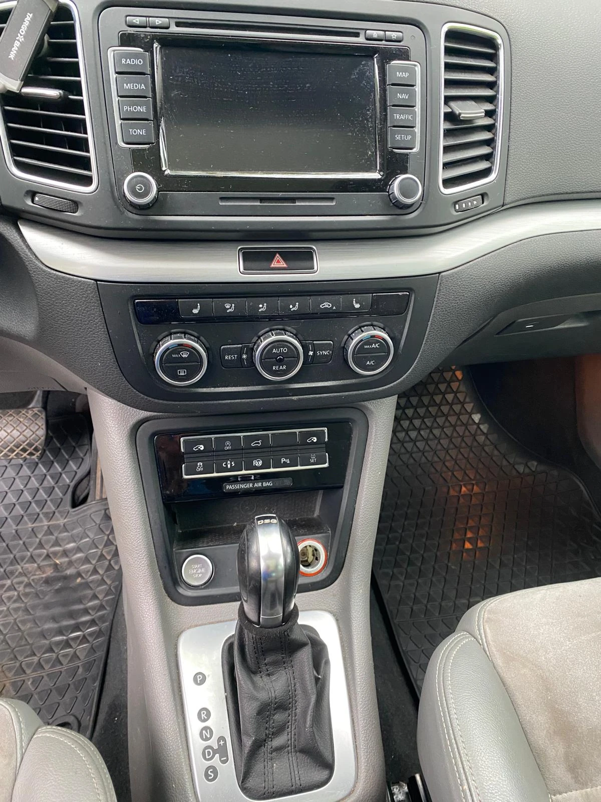VW Sharan 2.0 TDI 16V с BLUE Motion - изображение 5