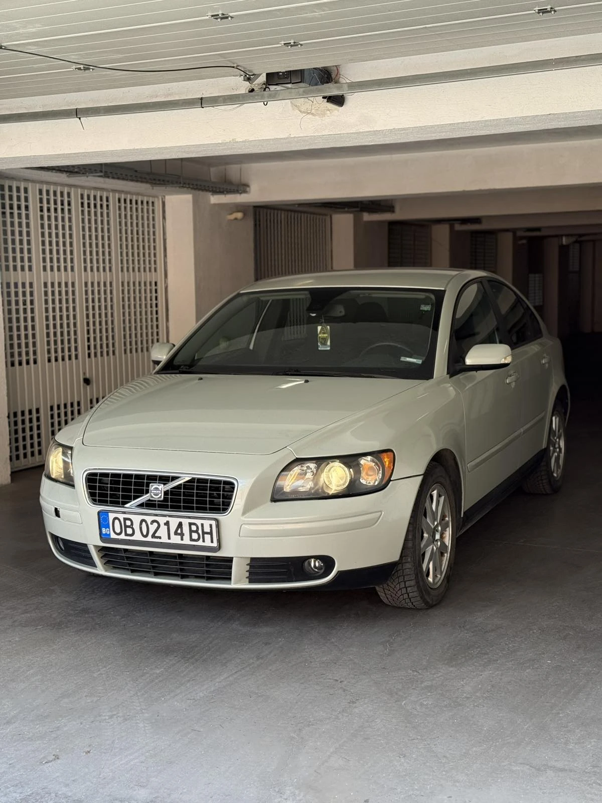 Volvo S40 Momentum - изображение 3