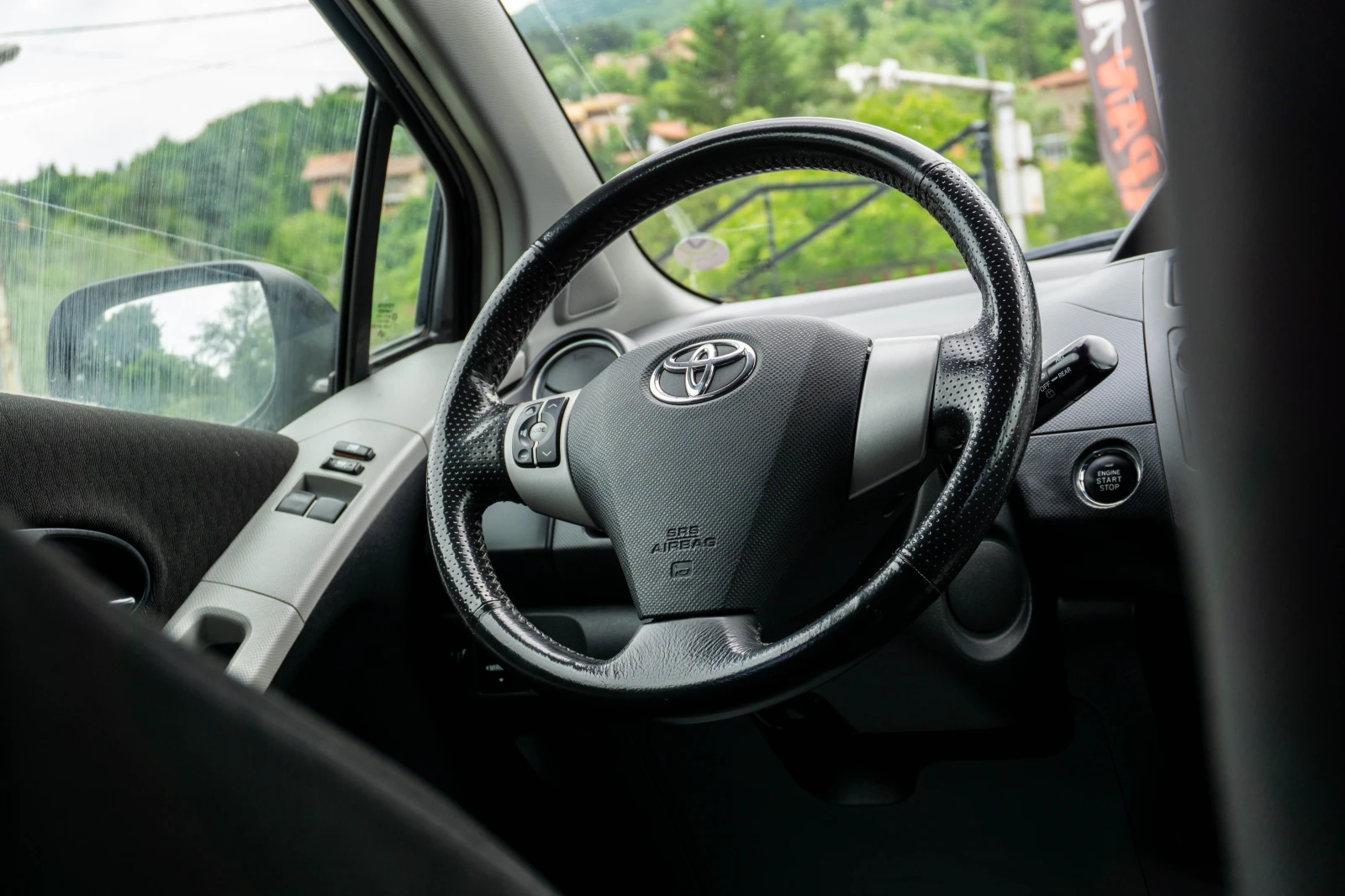Toyota Yaris TS 1.8i Keyless! С ГАРАНЦИЯ! - изображение 9