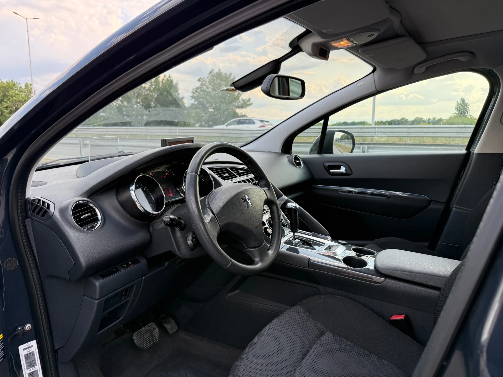 Peugeot 3008 1.6T* АВТОМАТ* ПАНОРАМА* ТЕГЛИЧ* РЕГИСТРИРАНА* FUL - изображение 7