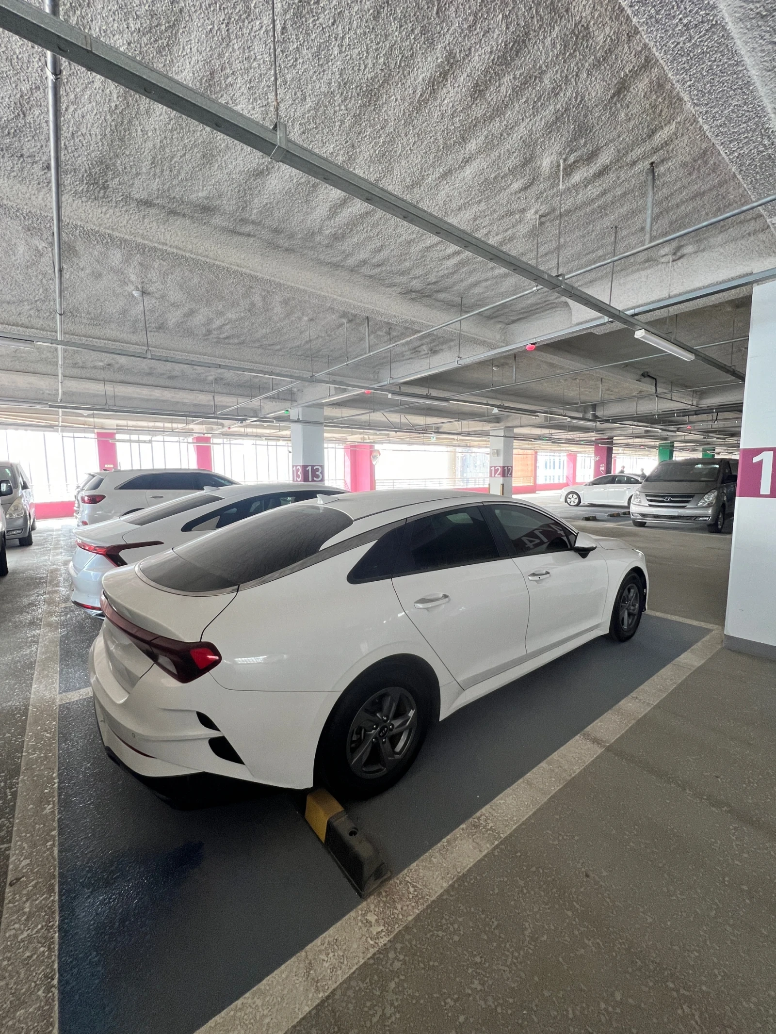 Kia K5 2.0 LPI ������� �������� | Mobile.bg � ����������� 17