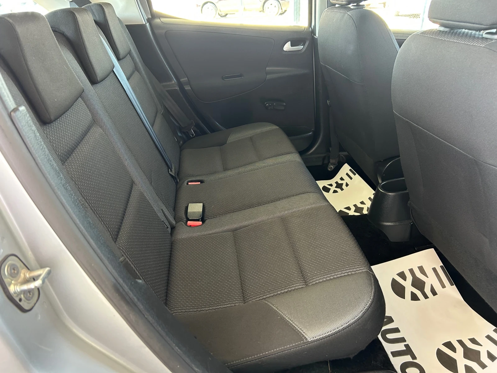 Peugeot 207 * 1.4i* 75к.с* ГАЗ*  - изображение 9
