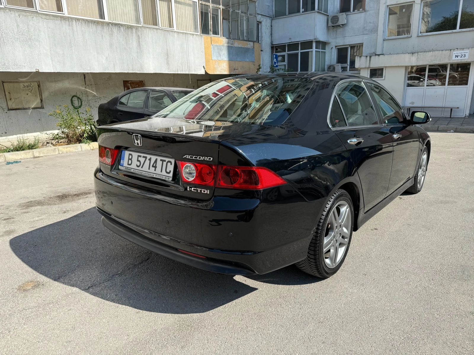 Honda Accord  - изображение 7