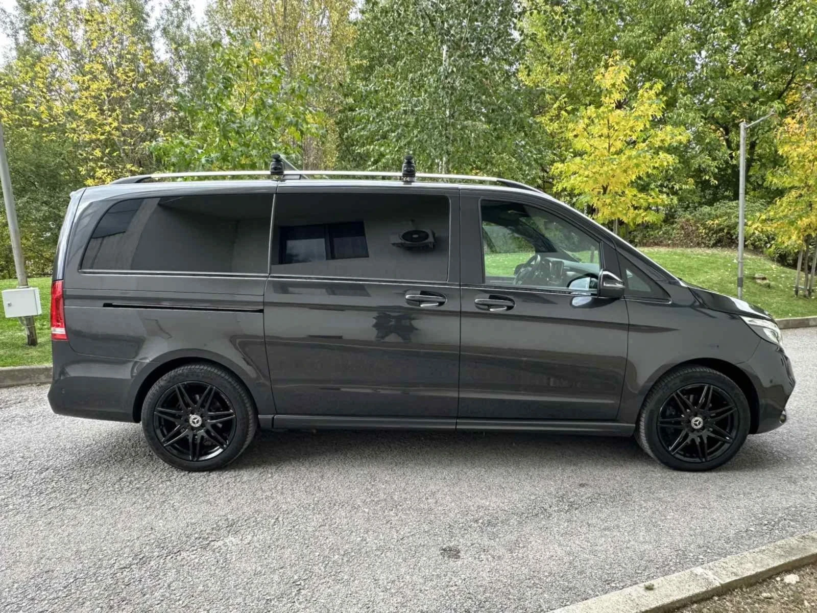 Mercedes-Benz V 300 d / 4-MATIC/ AMG OPTIC / ГАРАНЦИОНЕН  - изображение 8