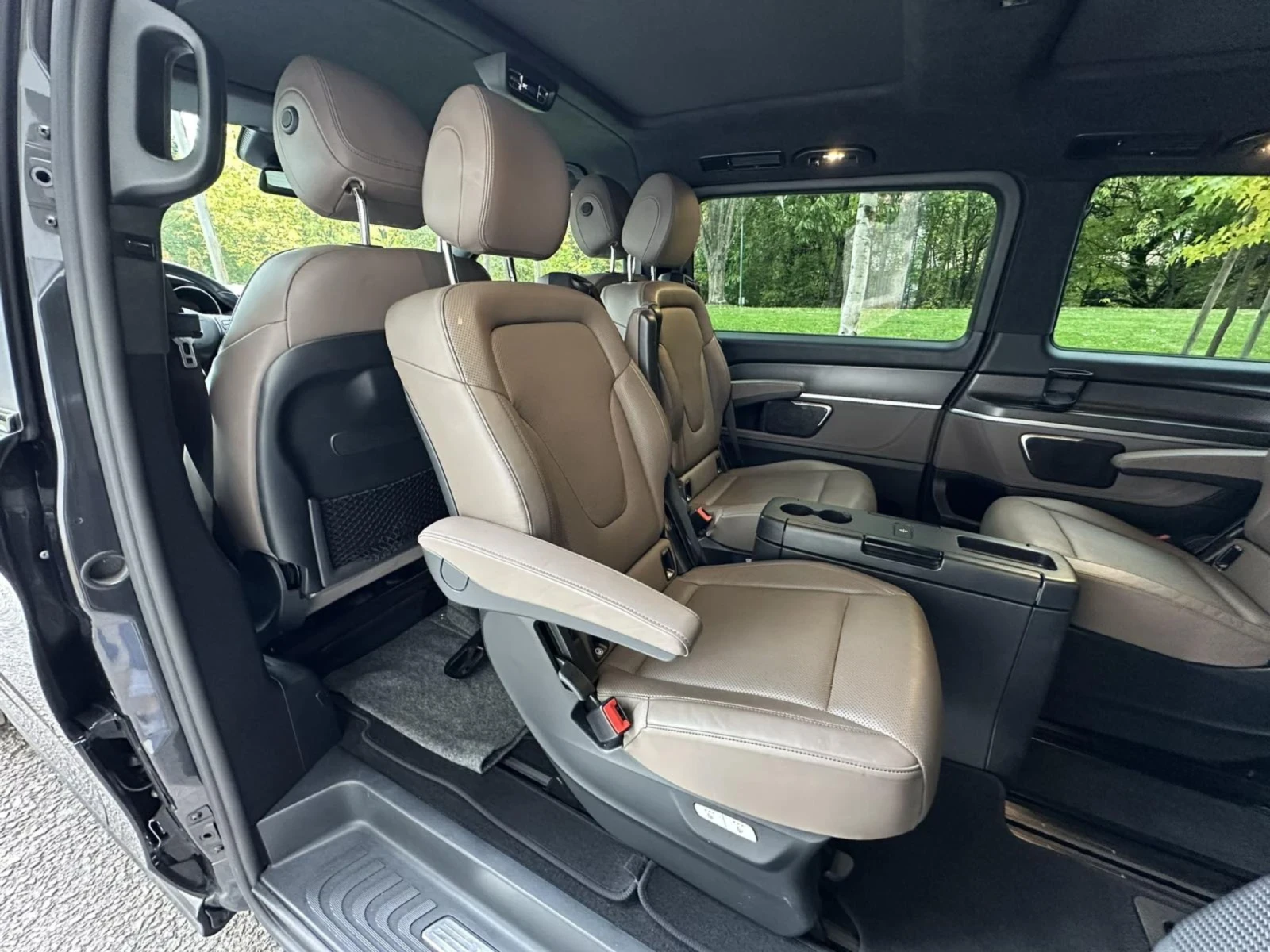 Mercedes-Benz V 300 d / 4-MATIC/ AMG OPTIC /   | Mobile.bg   12