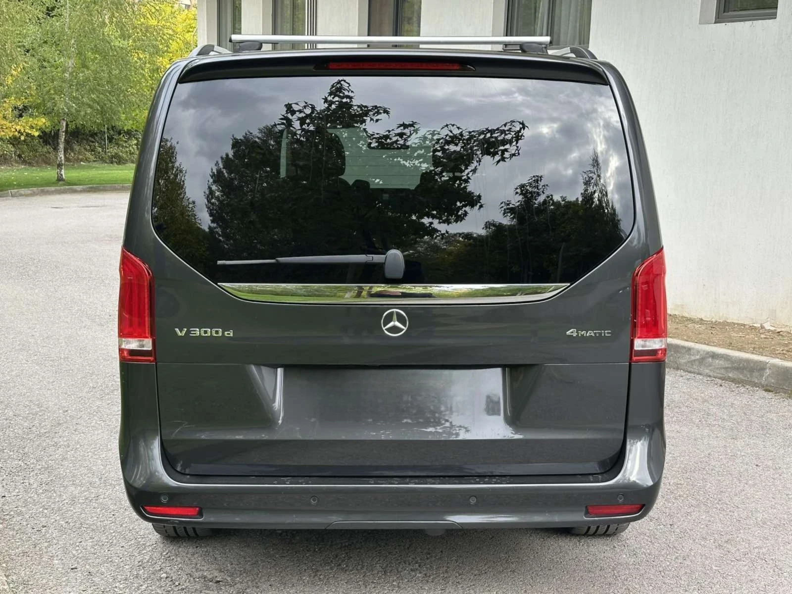Mercedes-Benz V 300 d / 4-MATIC/ AMG OPTIC / ГАРАНЦИОНЕН  - изображение 6