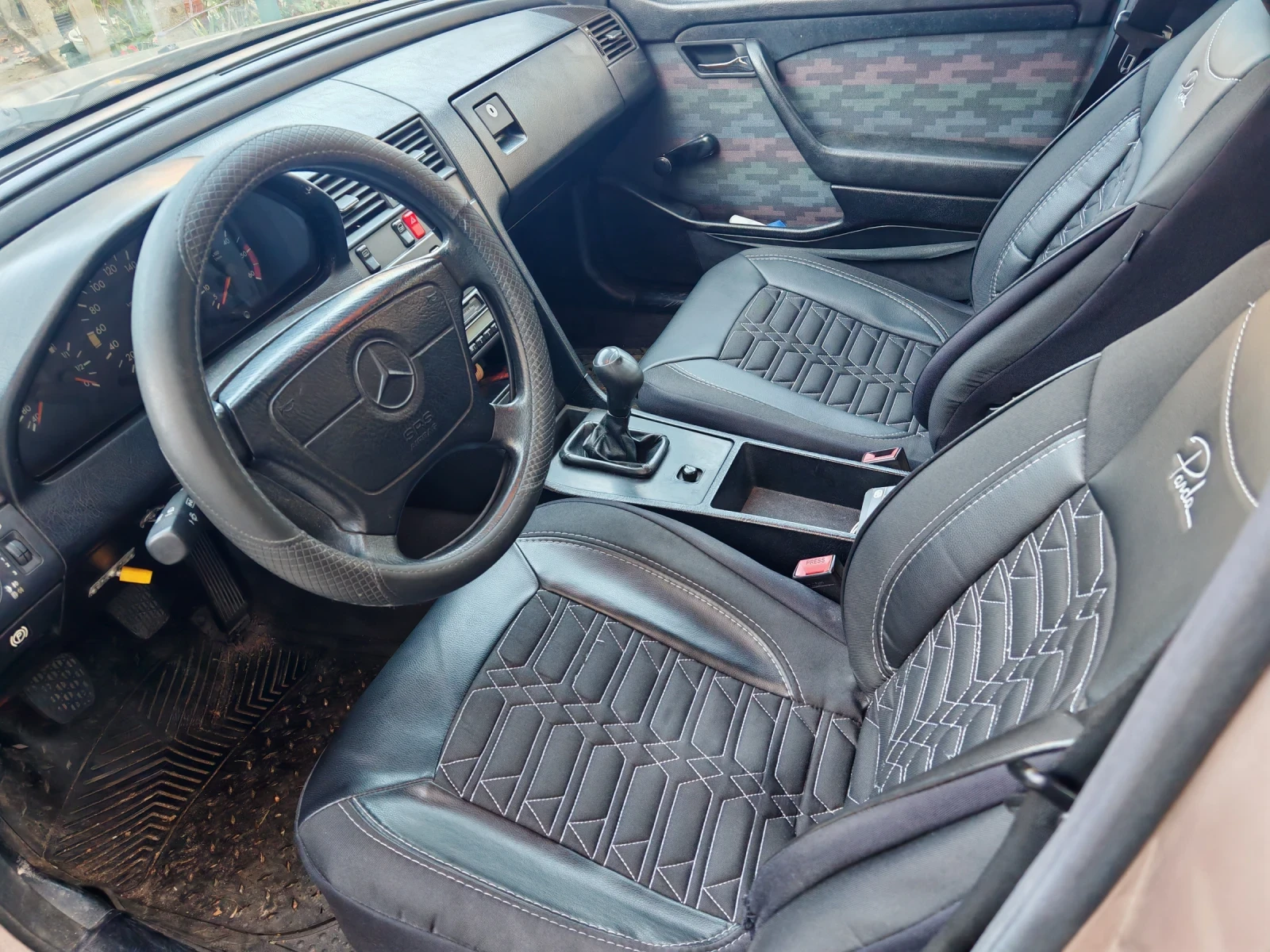 Mercedes-Benz C 200  - изображение 7