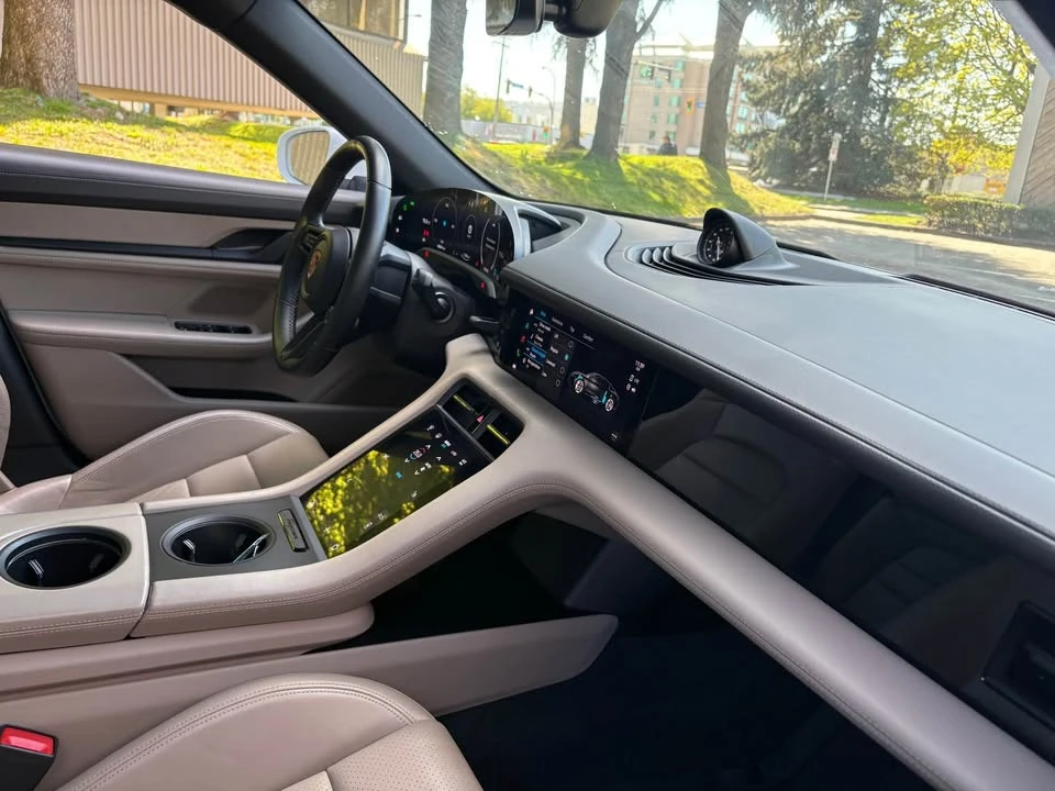 Porsche Taycan 4S AWD* CARFAX *    | Mobile.bg   12