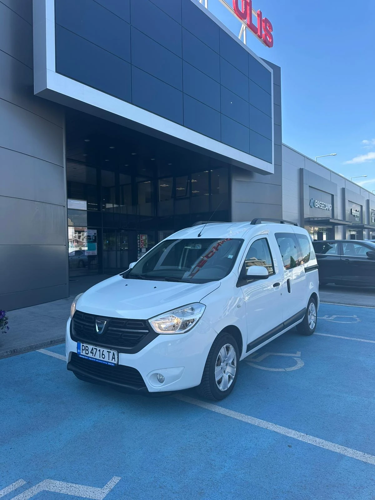 Dacia Dokker, снимка 14 - Автомобили и джипове - 54372832