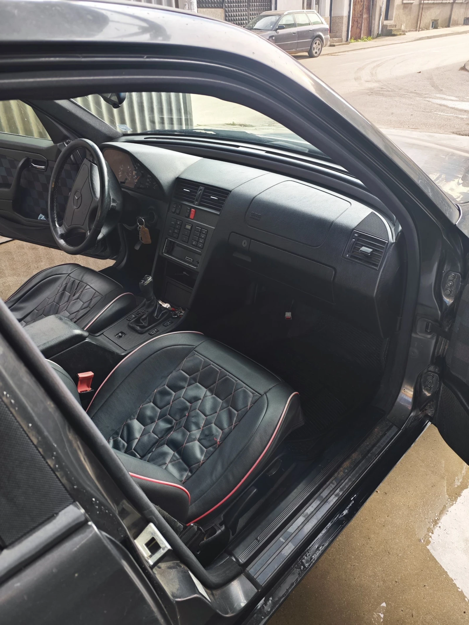 Mercedes-Benz C 220 2.2 | Mobile.bg   9