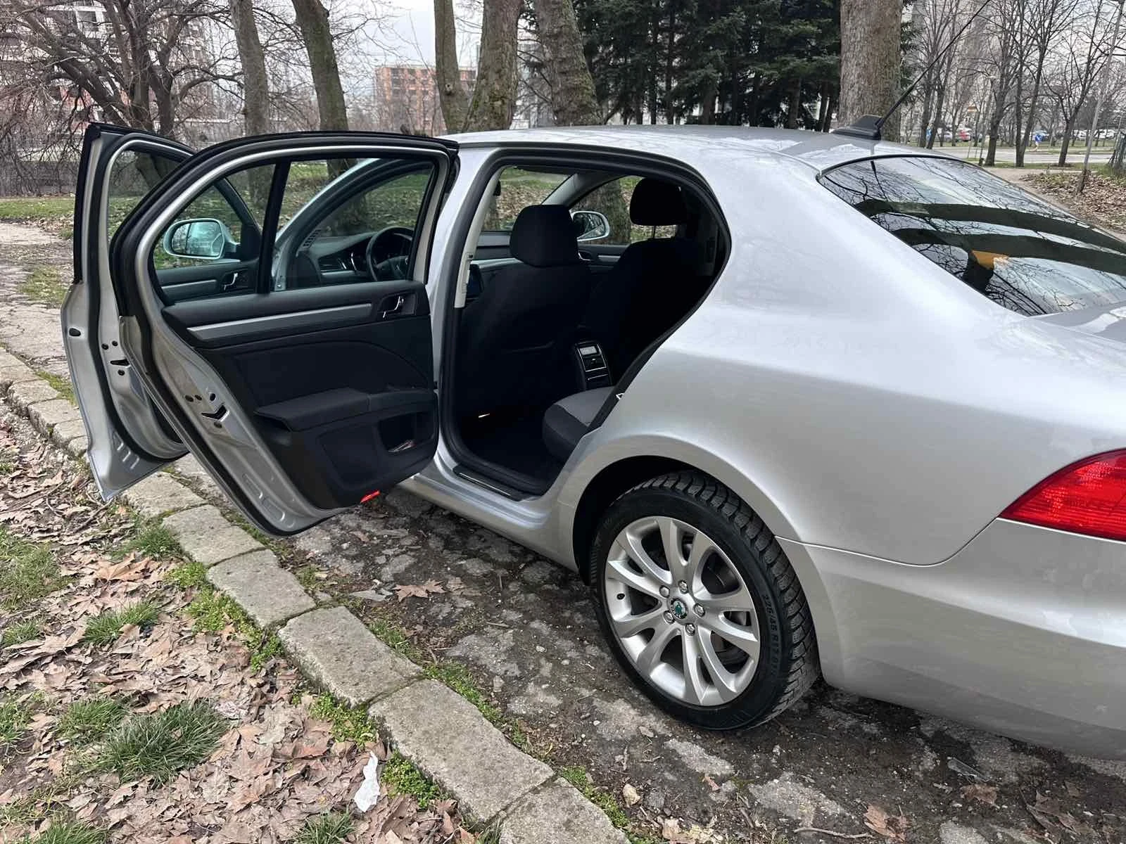 Skoda Superb 1.8 tsi - изображение 8