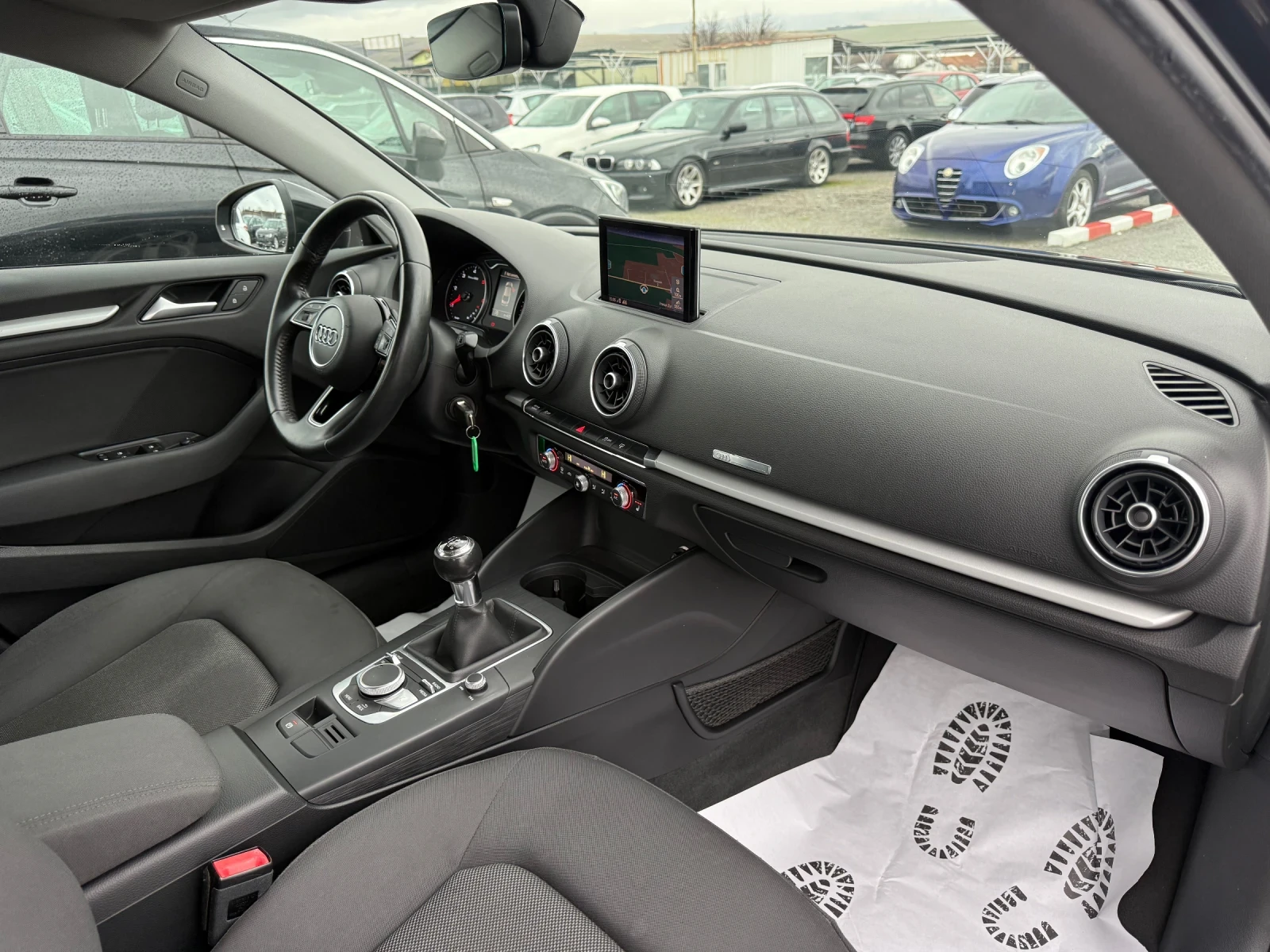 Audi A3 1.6 TDI/FACELIFT | Mobile.bg � ����������� 9