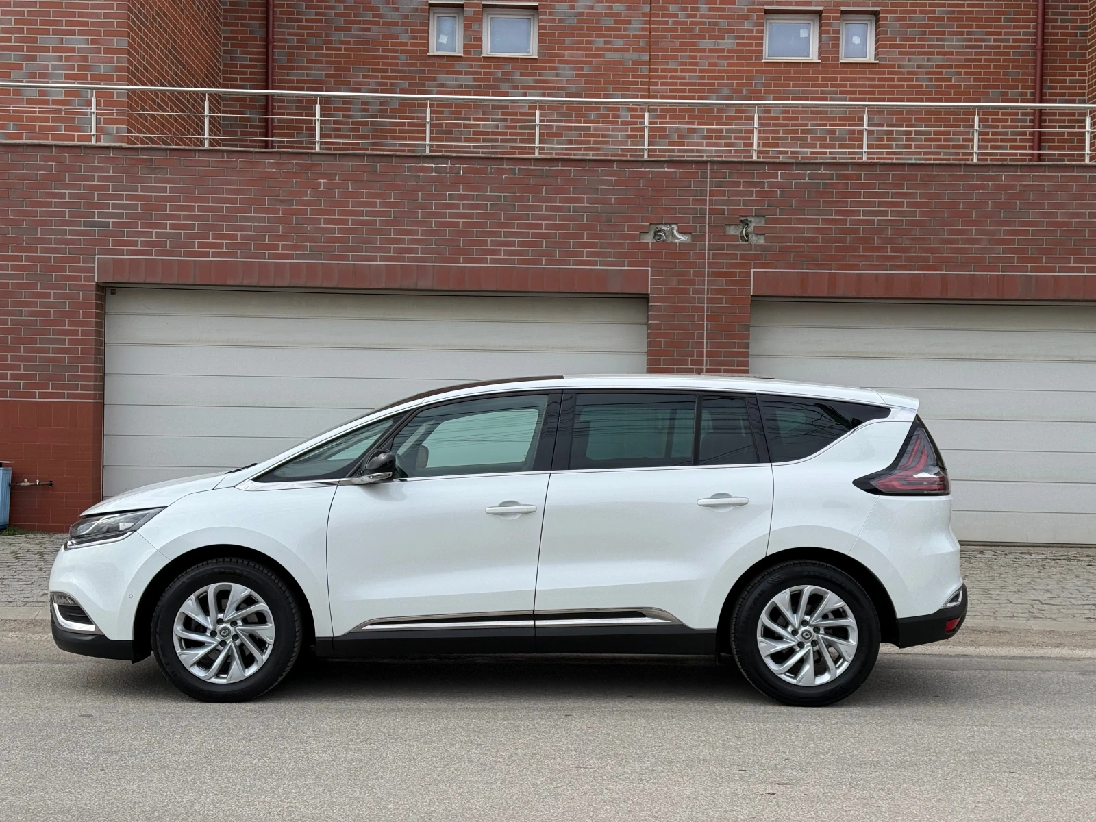 Renault Espace BOSE-AVTOMAT-ШВЕЙЦАРИЯ-7м-, снимка 8 - Автомобили и джипове - 53944260